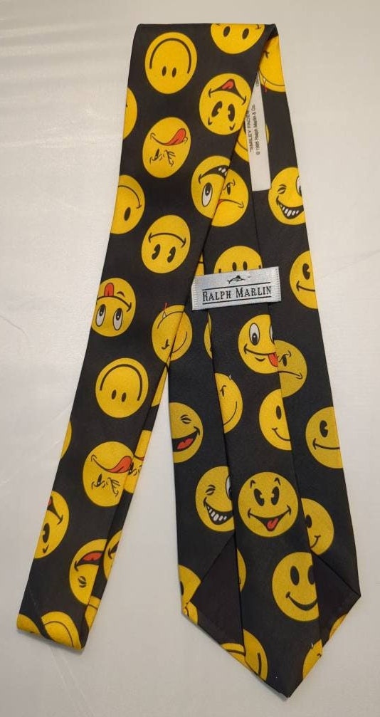 Need a Smile? Smiley Face Necktie Happy Friday Time for the