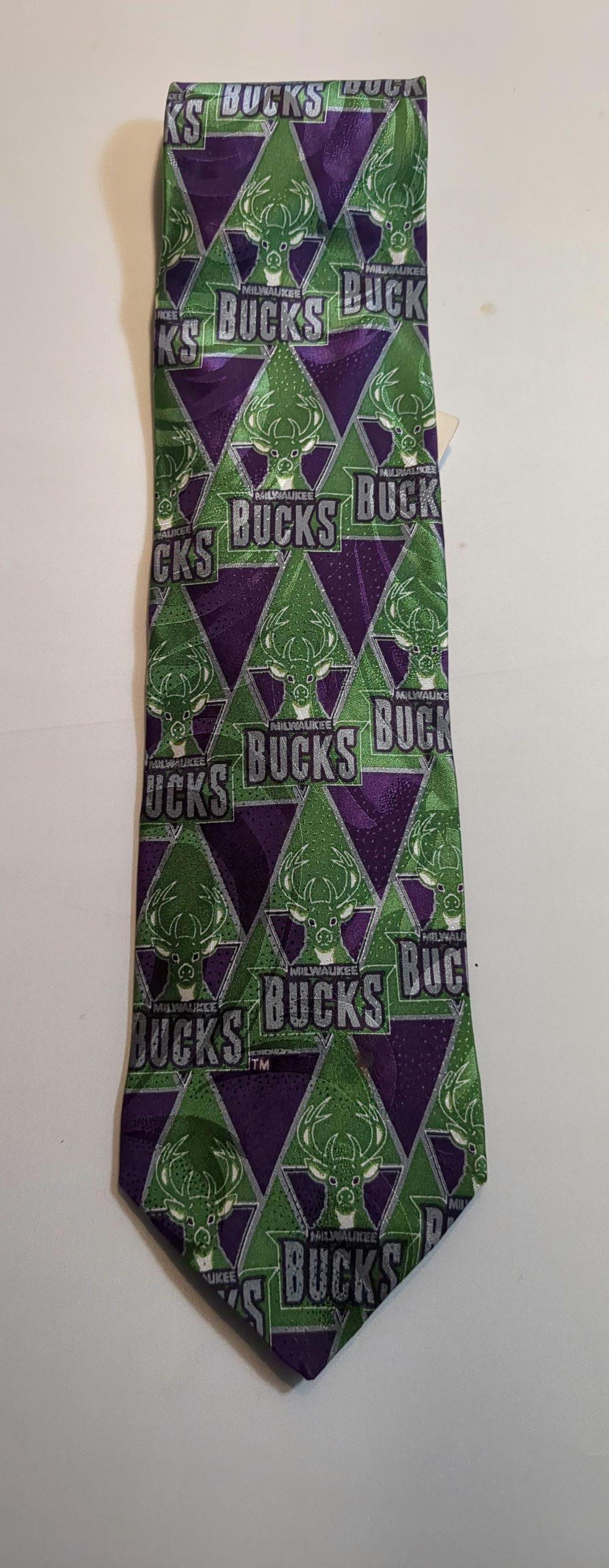 milwaukee bucks necktie