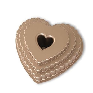 Nordic Ware Nonstick Cast Aluminum Tiered Heart Bundt Cake Pan 12 Cup- 3D Cake  Jell-O Mold Cake Pan