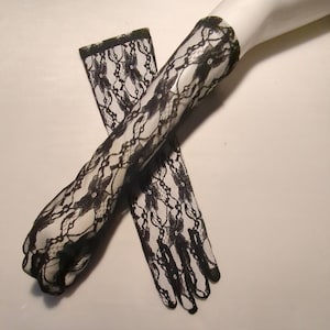 Vintage Black Lace Ladies Gloves Wrist Length 15.5&quot; From the Fingertip to the Opening