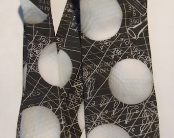 Golfer-Krawatte mit nur Golfbällen und Golfplatz-Layout-Muster, Golf-Geschenk, Ruhestandsgeschenk, Vatertag, Herren-Krawatten