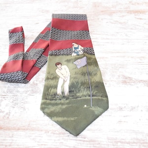 Golf Men&#39;s Tie Spyglass Hill Pebble Beach 17th Hole