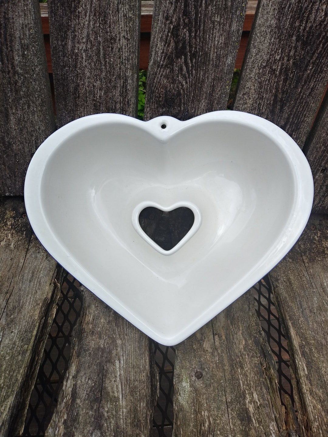 Vintage Stoneware Heart Shape Bundt Pan Bakeware 5 Cup Cake Baking Pan ...