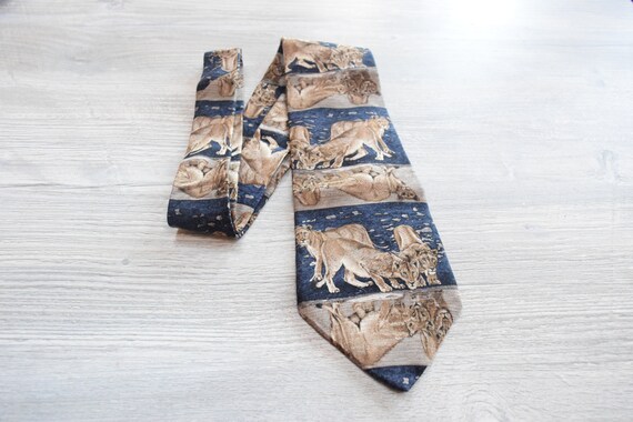 navy blue mens tie with elephant silhouette by Frederick Thomas FT3219