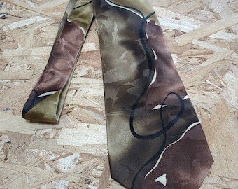 Cravate Homme J Garcia édition Collector 100% Soie - Imprimé Graphique - Largeur 3,75"