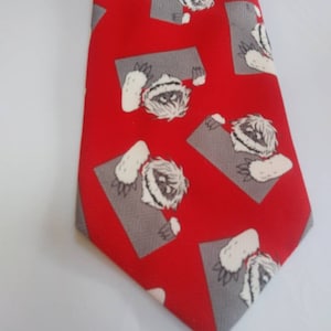 Rudolph the Red Nosed Reindeer Bumble comes to life around your neck