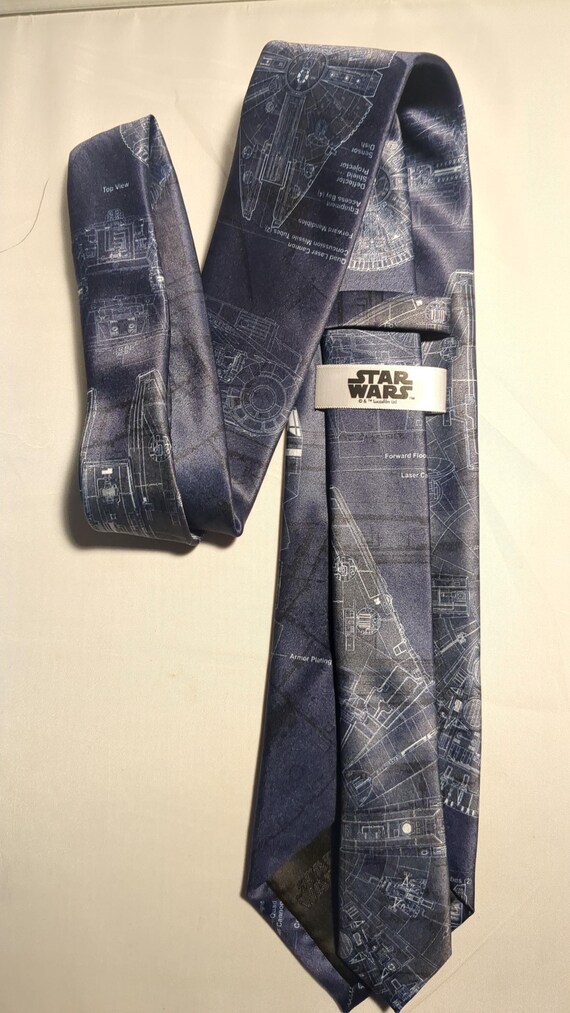 Star Wars Millenium Falcon Schematic Design on a … - image 5