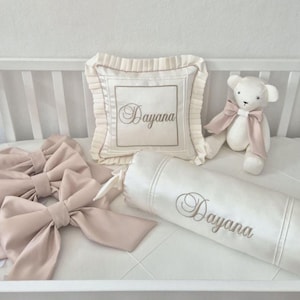 Baby Cot Bedding Set: Square Pillow With Name, Roller Pillow, 3 Bows, Personalized Memory Bear