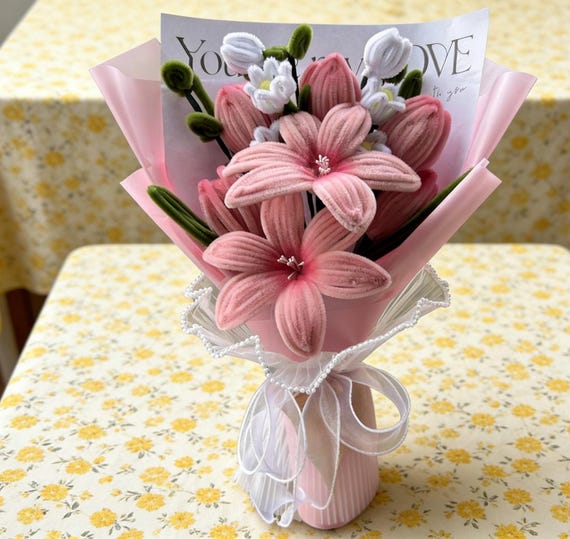 Large Pink Tulip Bouquet, Handmade Chenille Stem Flowers, Blooming & Bud Stems, Lace Wrap Gift for Mom, Twisted Gift for Girlfriend Birthday