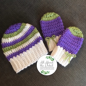 Baby Mittens, Newborn Beanie Hat, Purple and White Mittens, Scratch Mittens, Crocheted Mittens, Winter Baby Gloves, Baby Gift Set, Baby