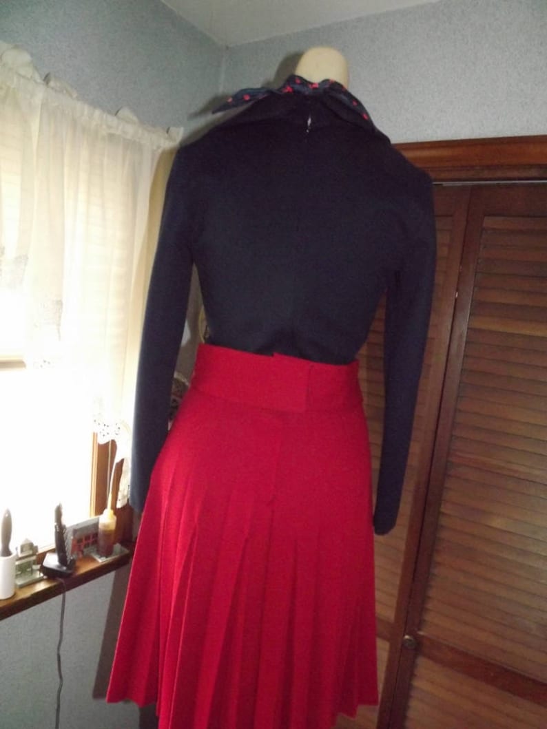 1960/'s Vintage Blue and Red Knit Dress Medium