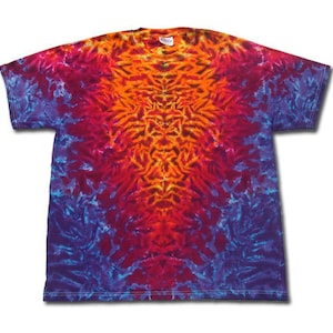 Tie dye T shirt mirror image fire crinkle v with purple edges