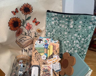 Teen/Tween Book Lover Mystery Box: Blind Date with a Book