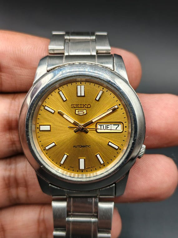 Vintage Seiko 5 Automatic | Made in Japan | 7S26-01Z0| Golden