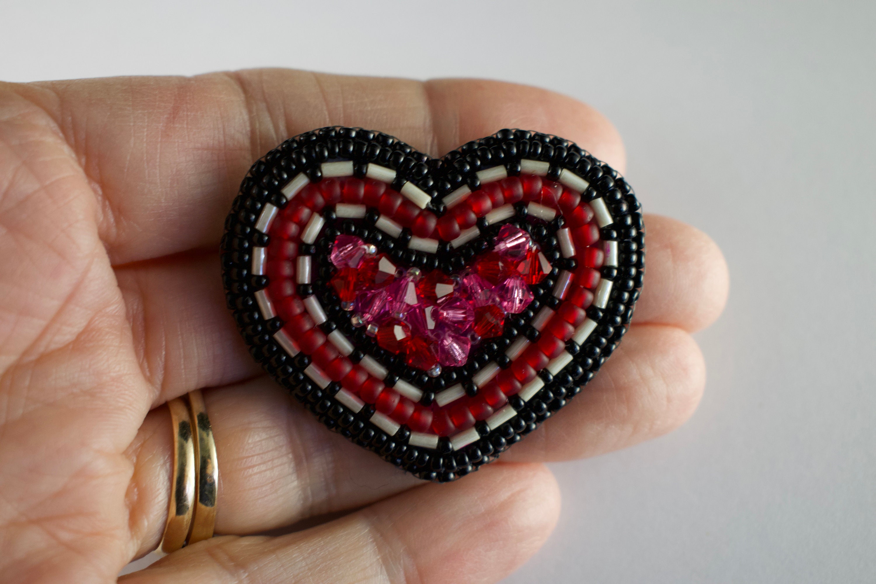 Beading Tutorial, Bead Embroidery Tutorial, Beaded Heart Pin, Valentine