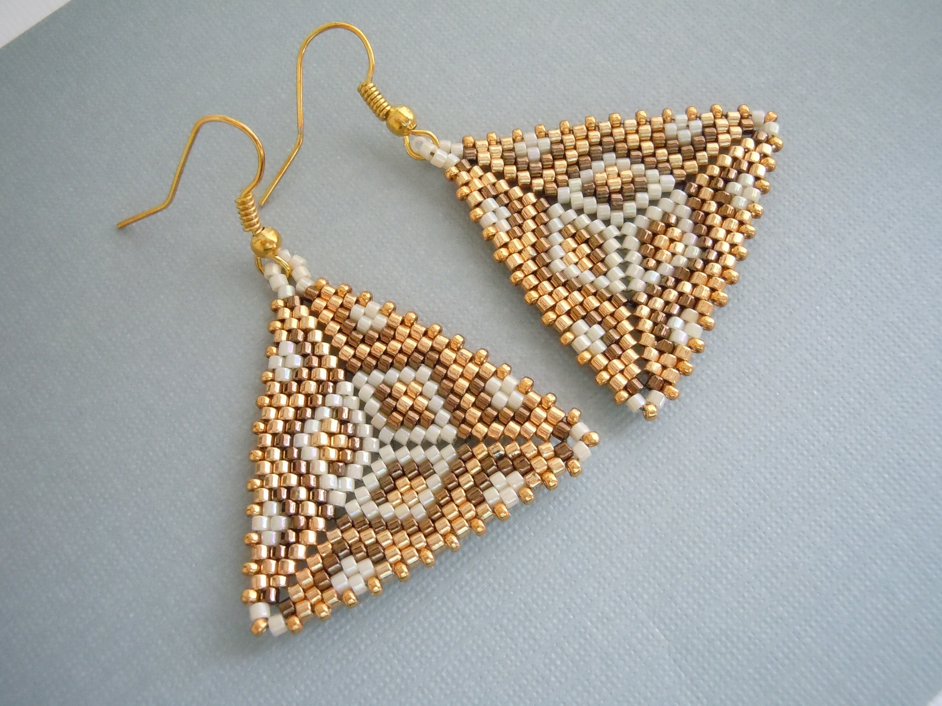 Peyote Beading Tutorial, Beading Tutorial, Triangle Peyote Pattern