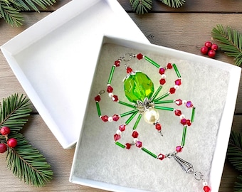 Handmade Christmas Beaded Spider Ornament – Red & Green Crystal Holiday Décor