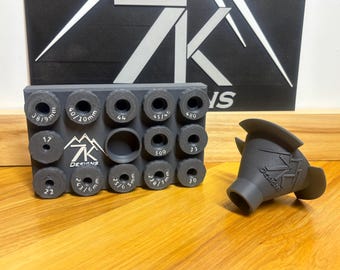 Embudo de polvo antiestático. 13 cabezales intercambiables: 17, 22, 24, 3/6 mm, 25/6,5 mm, 270/7 mm, 30, 33, 38/9 mm, 40/10 mm, 44, 45/46, 480 y 500.