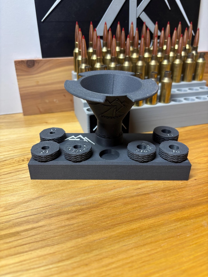 Embudo para polvo, antiestático. 7 cabezales intercambiables incluyen 17, 22, 243/6 mm, 25/6,5 mm, 270/7 mm, 30 y 33. imagen 4