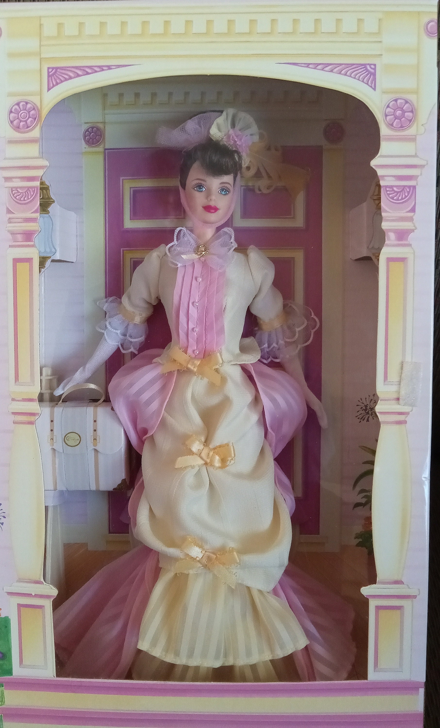 1997 Mrs. PFE Albee Barbie No. 20330 NRFB Avon Special Edition Second in a Series Mattel
