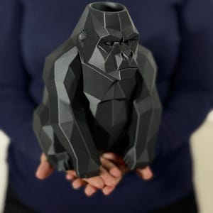 Geometrische Gorilla Vase | Gewagte Skulptur