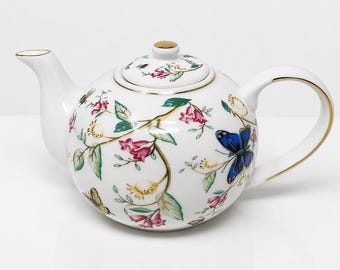 Tetera grande Grace's Grace Teaware con diseño de mariposas azules, jardín floral y abejas.
