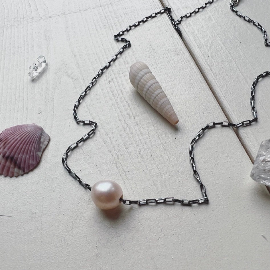 Lucky shop pearl necklace