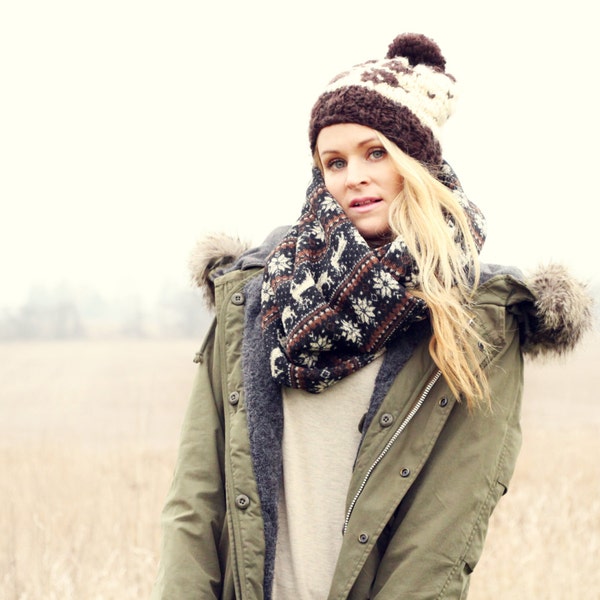 Chunky Circle Scarf - Brown and Black Nordic Deer Sweater Knit.  Eternity Scarf, Infinity Scarf, Loop Scarf, Winter Scarf