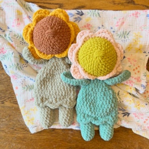 Flower Crochet Snuggler - READY TO SHIP - lovey | stuffie | gift | handmade | gift | shower | baby | poppy
