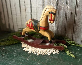 CHEVAL À BASCULE avec fauteuil ancien en bois peint EUR 60,00 - FR