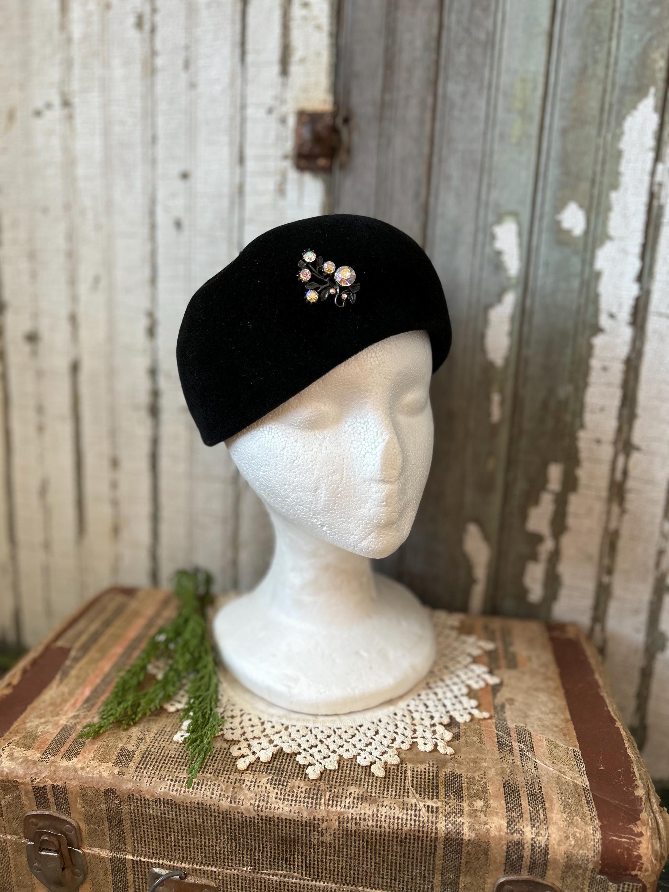 Vintage Women\'s Black Velvet Pillbox Hat w/Decorative Netting Pillbox Black Vintage Hats for Women for sale | eBay main image 3
