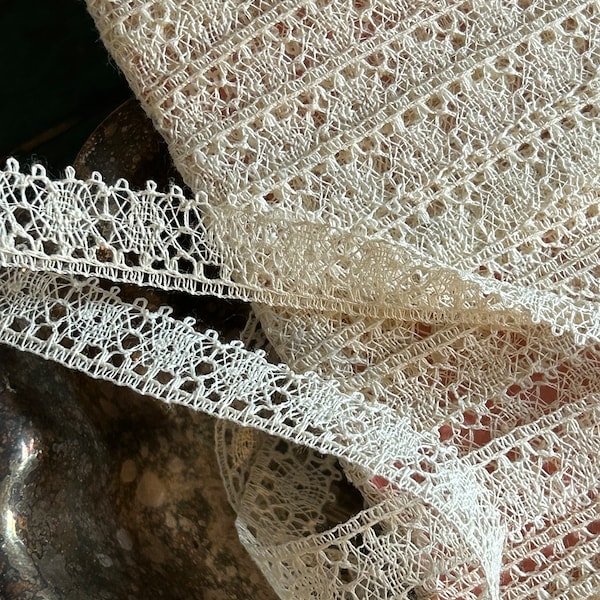 Vintage Delicate Lace, Yardage