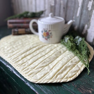 Pale Yellow Placemats, 1980s Vintage