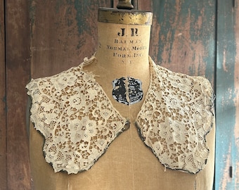 Antique Salvaged Lace Collar and Cuffs