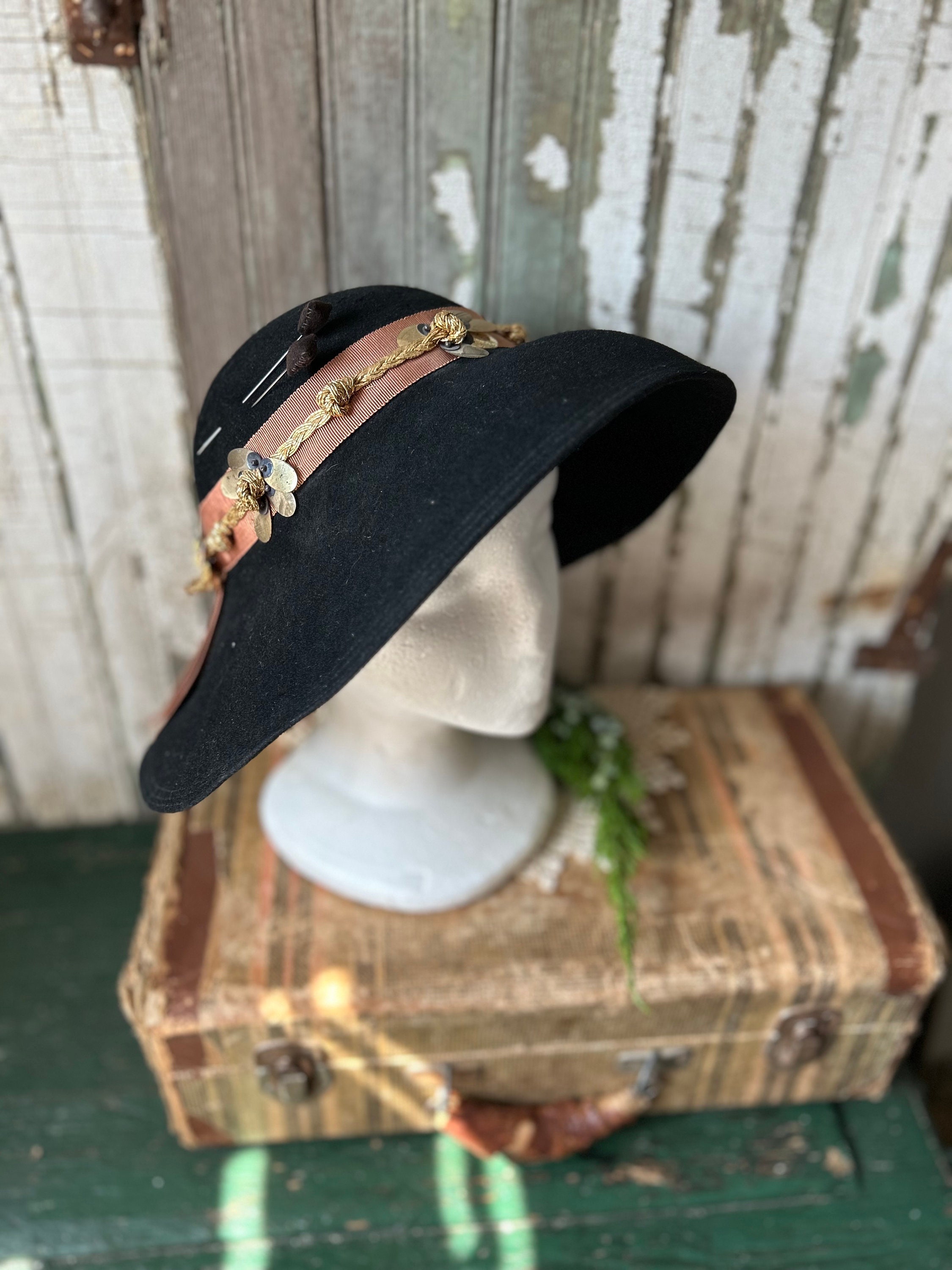 Unique Vintage Arnold Constable HAT, With Hatpins - Etsy display picture 1