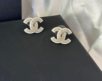 Authentic vintage Chanel earrings with full set