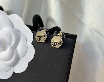 Authentic vintage Chanel earrings with full set