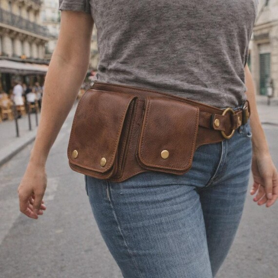 Medieval Belt Bag for Women – Vintage PU Leather Waist Pouch  display picture 1