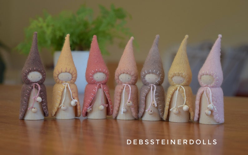 Individual Waldorf Steiner Earth-Fall-Autumn gnomes1Peg gnomes peg dolls-Waldorf/Steiner toys-Waldorf dolls felt gnomes-Seasonal table image 7