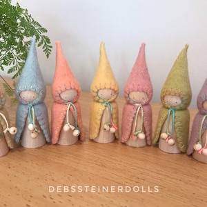 1 Individual Waldorf Steiner gnomes Spring Rainbow felt gnomes(1)peg dolls,Waldorf Steiner toys, Waldorf dolls,felt gnomes-Small world play