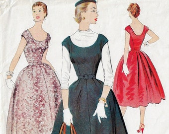 1950s Womens Scoop Neckline Dress or Jumper McCalls Sewing Pattern 3006 Size 12 Bust 30