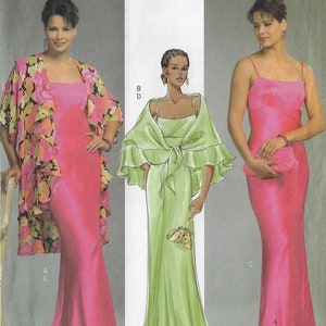 Puede incluir: Imagen de tres vestidos formales. El vestido de la izquierda es un vestido rosa largo hasta el suelo con un chal a juego con estampado floral. El vestido del medio es un vestido verde largo hasta el suelo con un chal a juego. El vestido de la derecha es un vestido rosa largo hasta el suelo con tirantes finos.