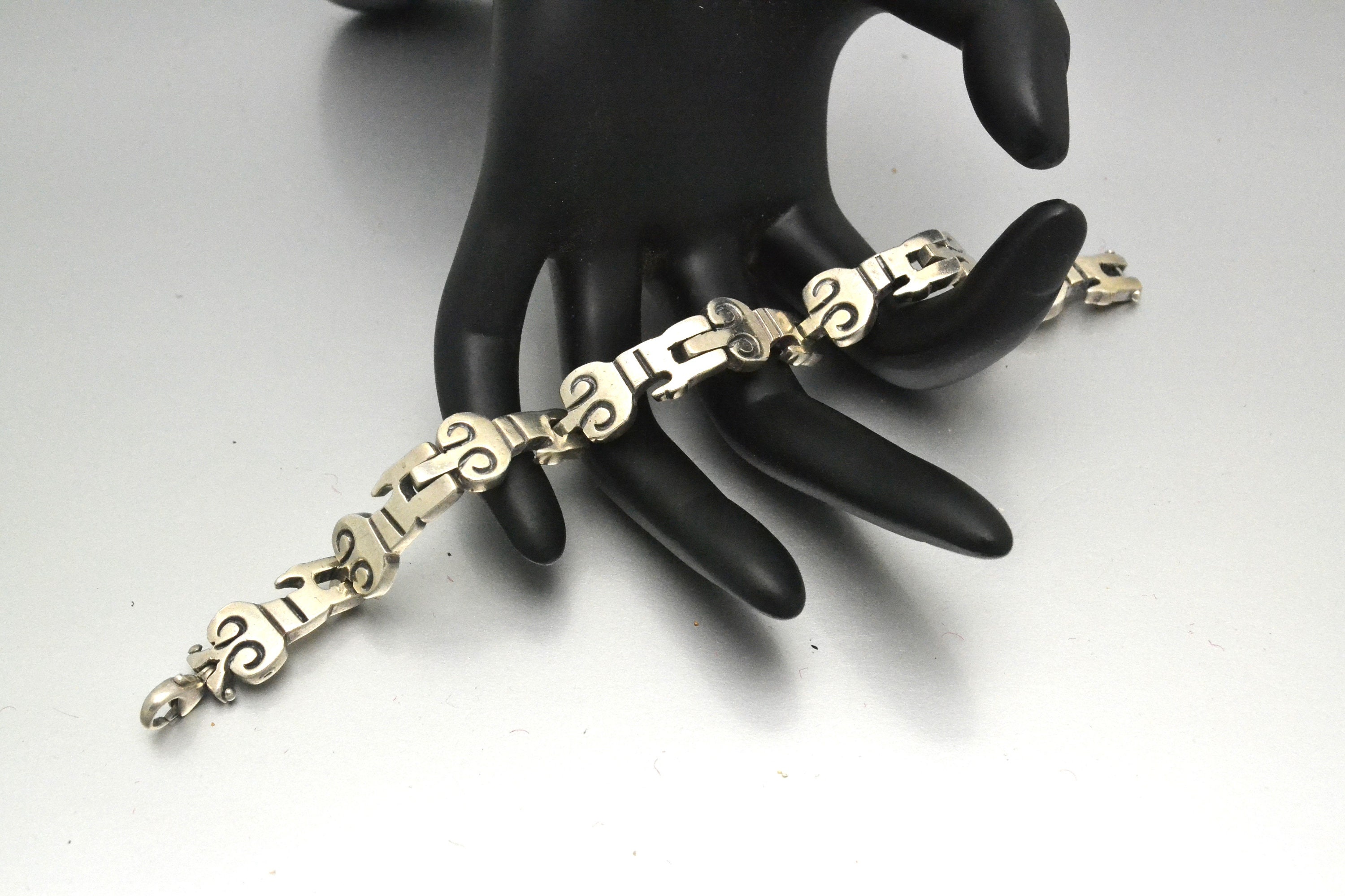 Vintage TAXCO 925 Silver Bracelet Stamped TM-212 OMA Tribal Design
