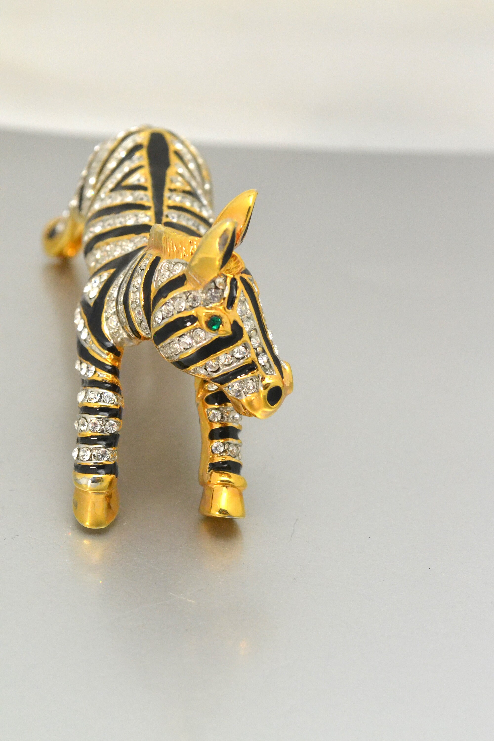 新版 Joanna Huge Buchanan Will Pin 3-D Brooch Shoulder Zebra アクセサリー