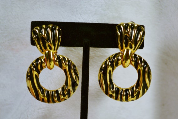 Door Knocker Clip Earrings Gold Tone Metal & Blac… - image 1