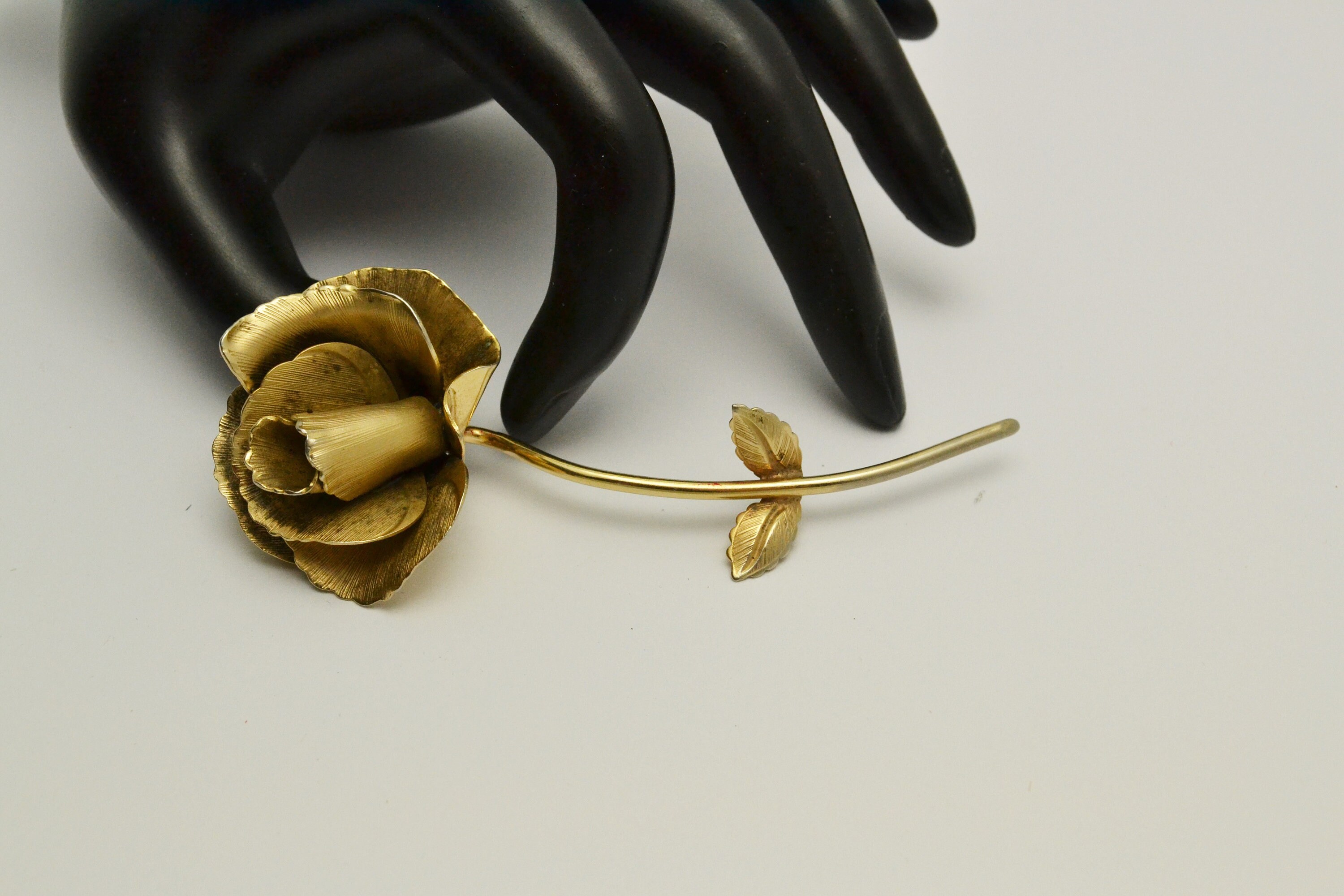 Vintage Giovanni Brooch, Gold Toned Flower Pin, Fancy Antique Jewelry