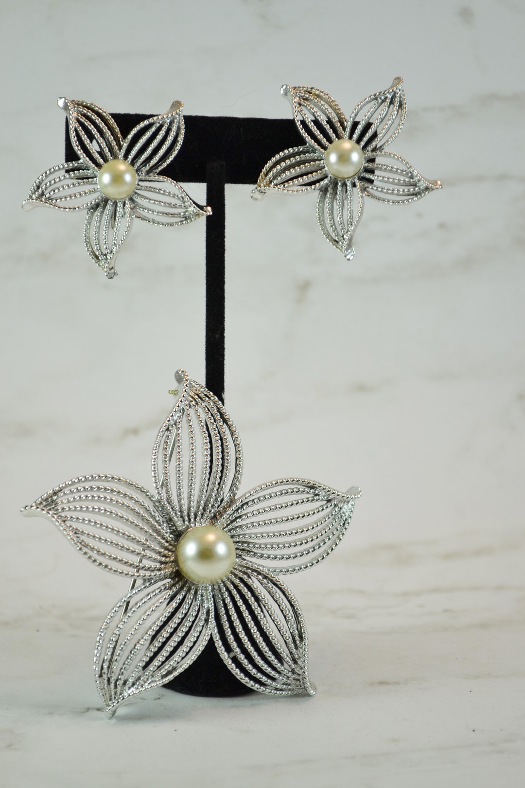 1950s Sarah Coventry Flower Brooch & Matching Clip on Earring - Etsy