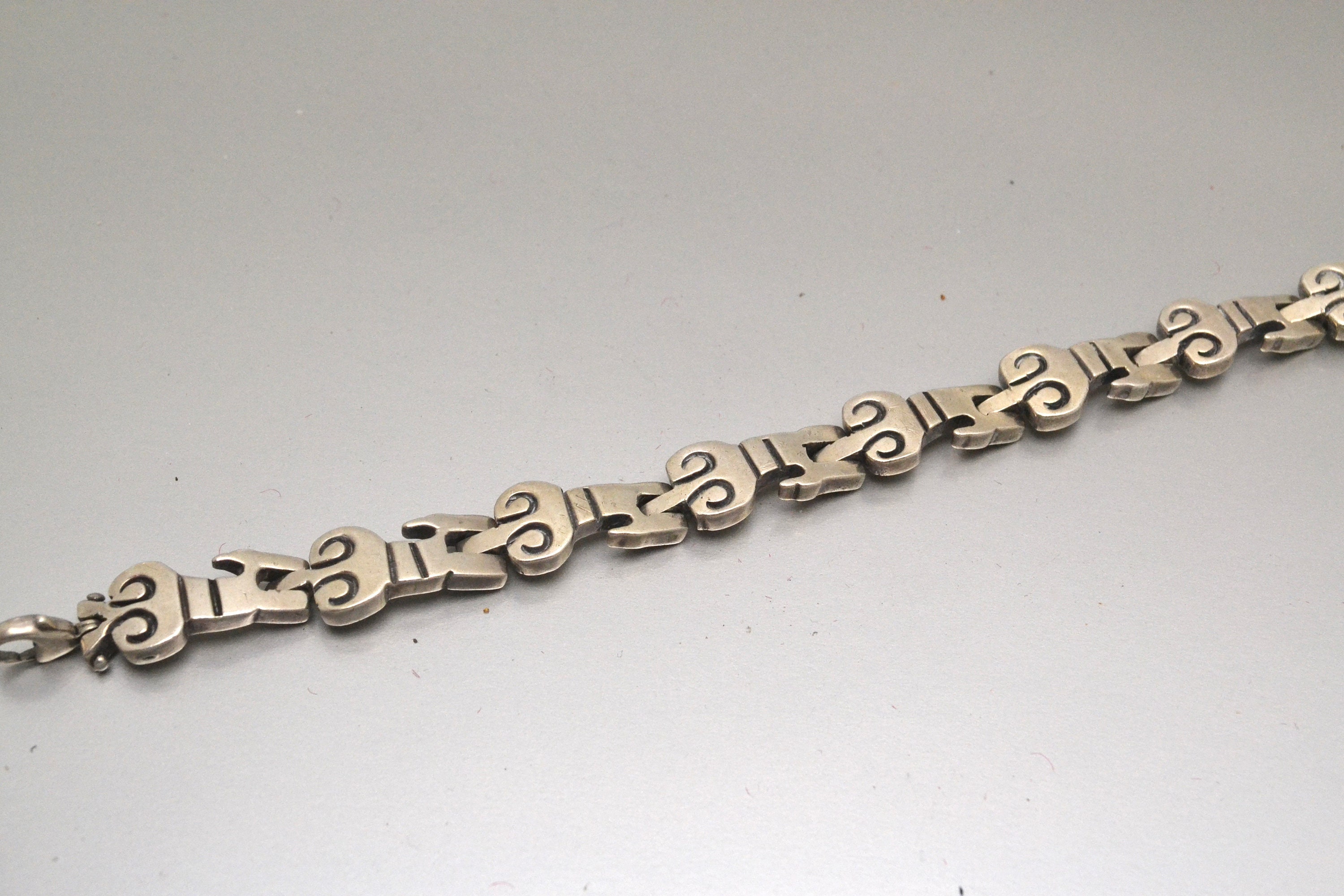 Vintage TAXCO 925 Silver Bracelet Stamped TM-212 OMA Tribal Design