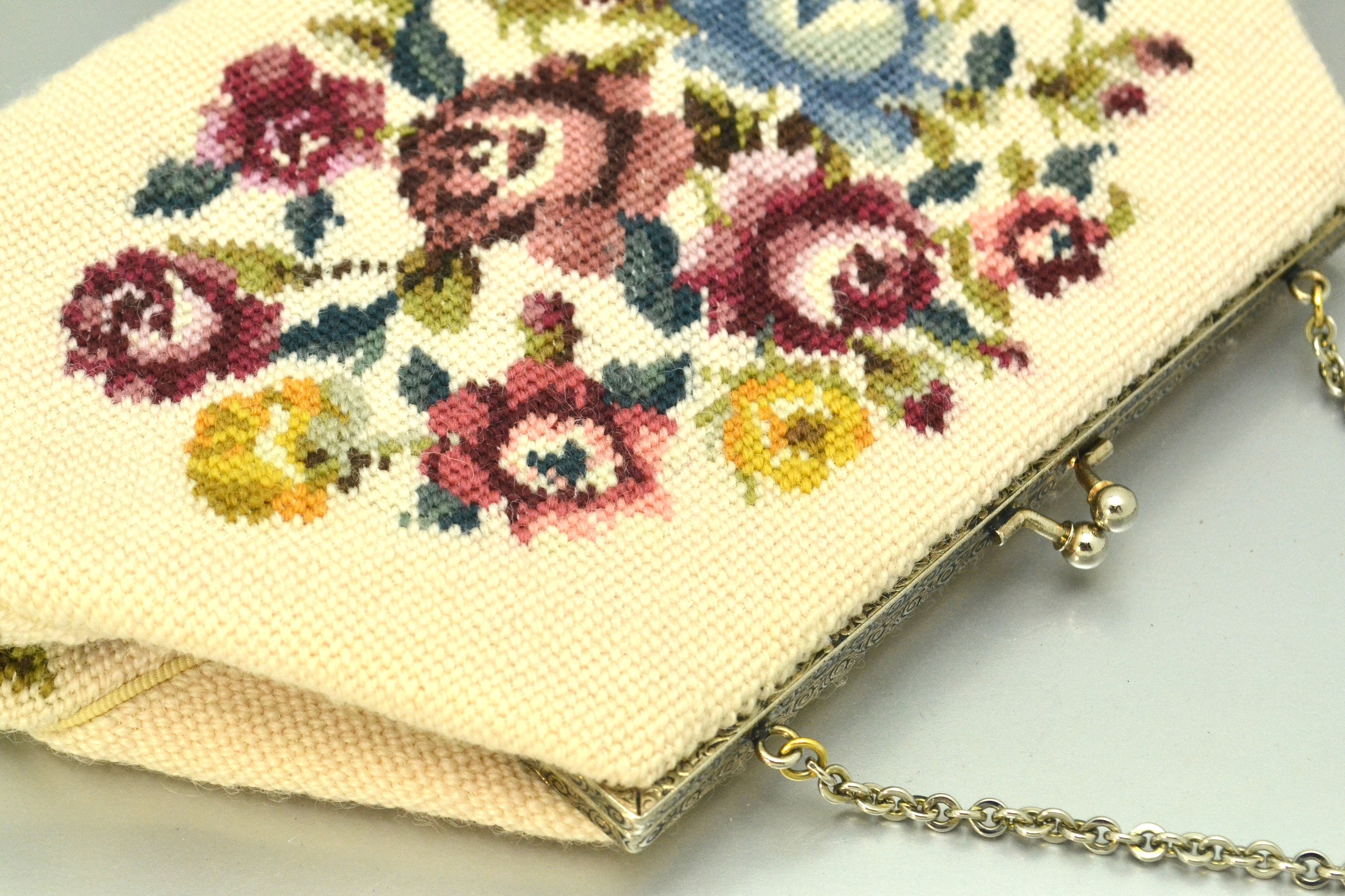 Vintage Maud Hundley Needlepoint Handbag Anchorage KY Floral