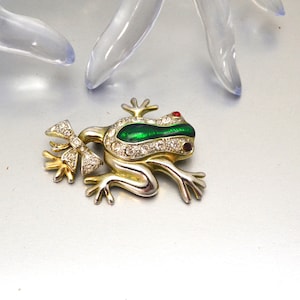 Sweet Little Frog Brooch with Green Enamel & Rhinestones